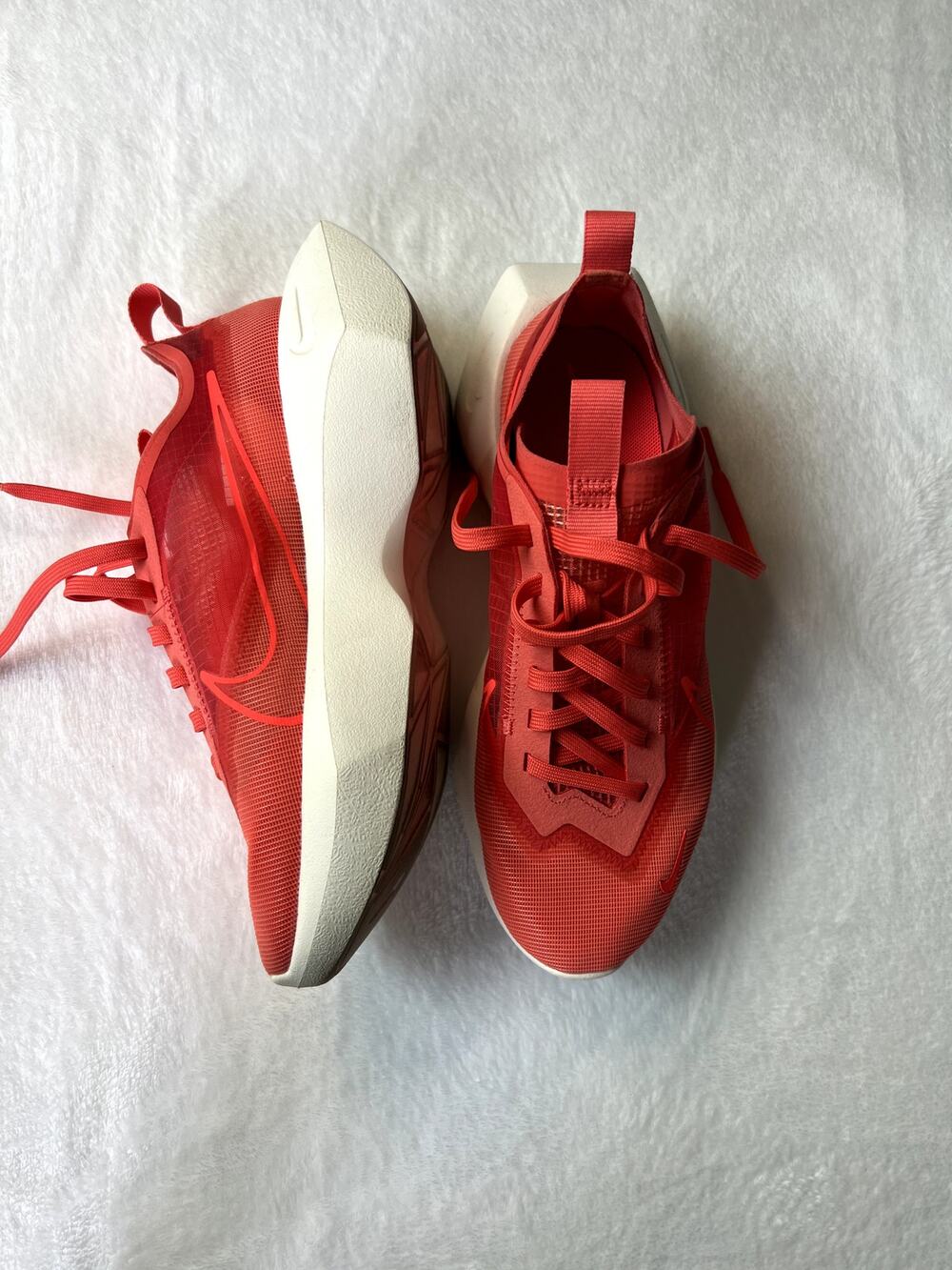 Nike Vista Lite Magic Ember Laser Red Women’s Running Sneaker Sz 6.5
